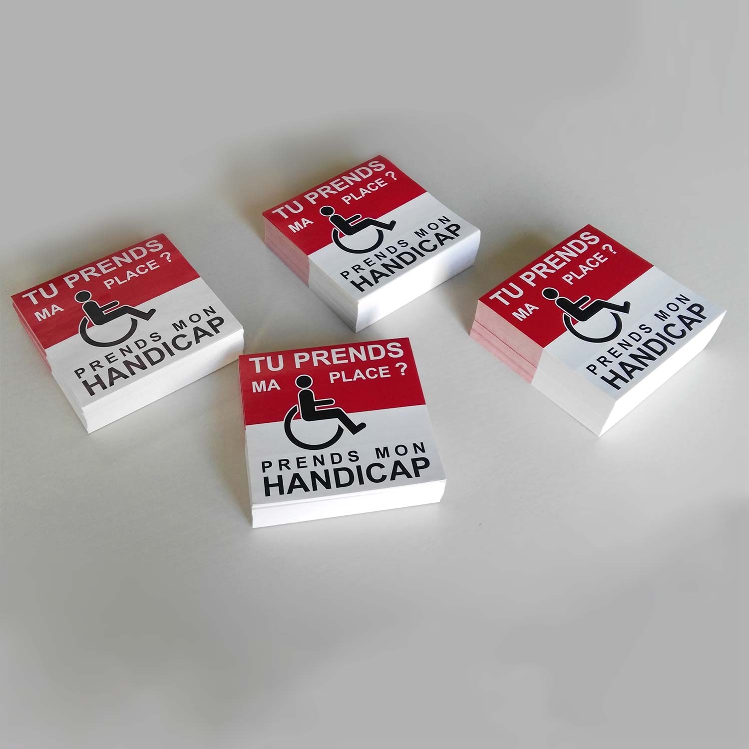 Stickers pour voitures garées sur des places réservées aux handicapés